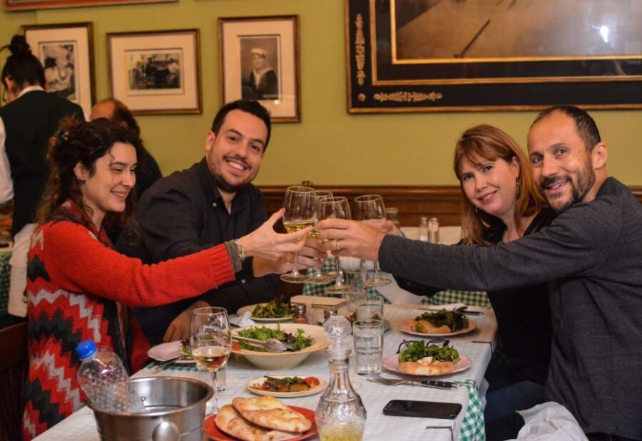 Athens: Evening Private City Walking Tour & 4-Course Dinner - Exploring Athens by Night: The Walk