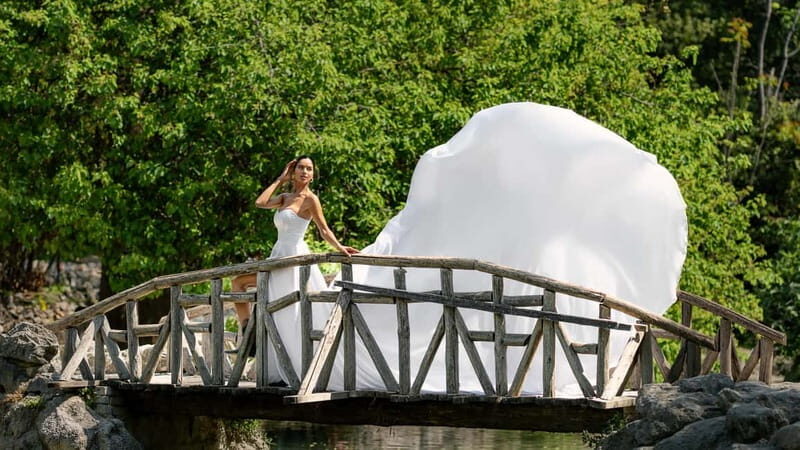 Athens: Flying Dress Photo © Photoshoot "Express package" - Who Will Love This Experience?