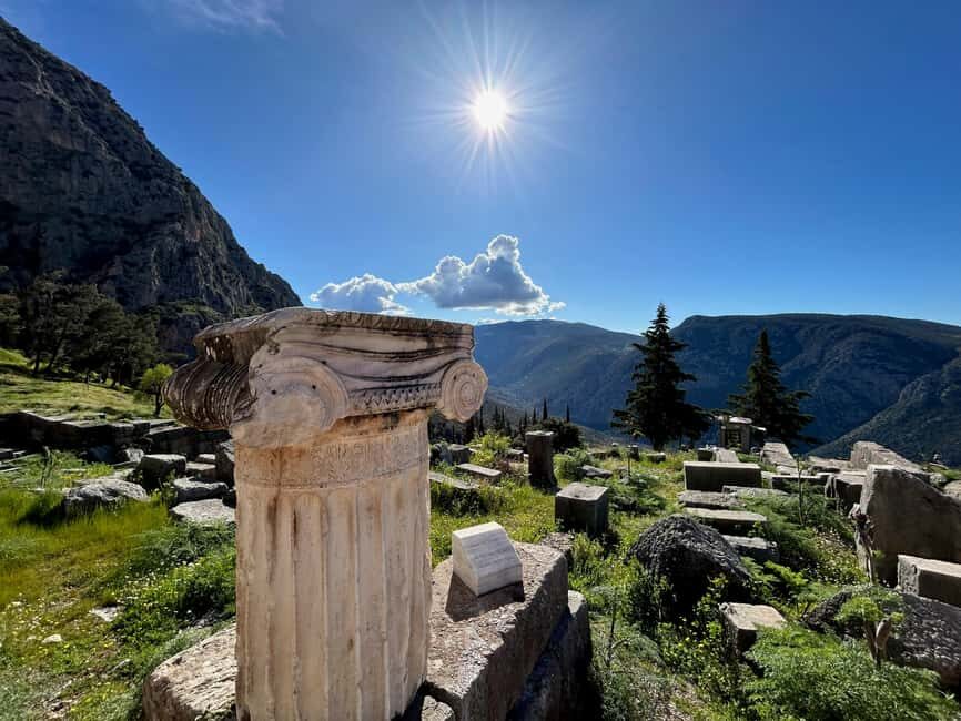 Athens: Full Day Trip Delphi and Arachova - The Delphi Museum: Artifacts and Insights