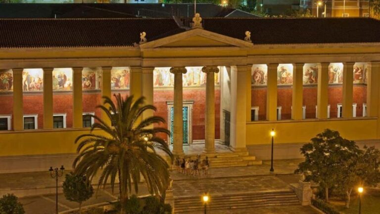 Athens: Private Night Guided Tour - Analyzing the Value