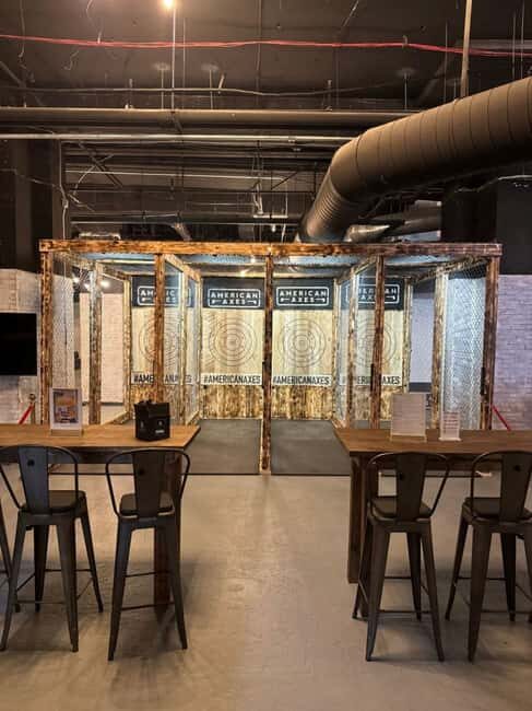 Atlanta: Axe Throwing Experience - The Venue and Atmosphere