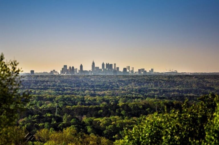 Atlanta: Private Helicopter Tour of Atlanta Skyline - Who Should Consider This Tour?