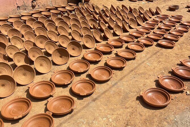 Atlas: Pottery workshop , hiking and swimming pool - The Pottery Experience: Connecting with Local Artisans