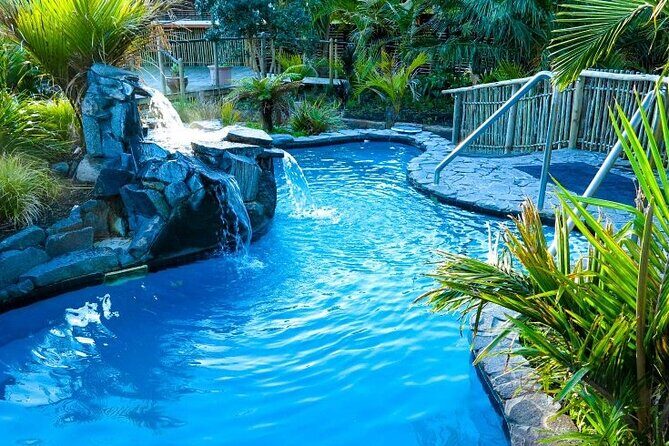 Auckland Thermal Pool and Muriwai Beach Sunset Day tour - Frequently Asked Questions