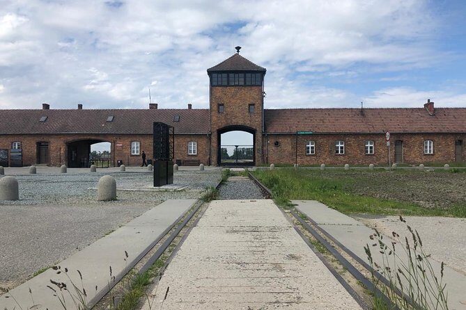 Auschwitz-Birkenau and Wieliczka Salt Mine Museum Guided Tour from Krakow - FAQ