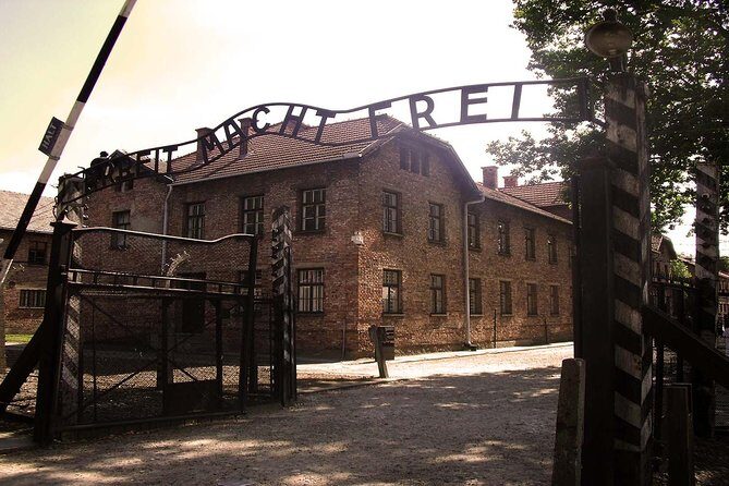 Auschwitz - Birkenau Best Value Shared Tour from Krakow with Tickets - What the Reviews Say
