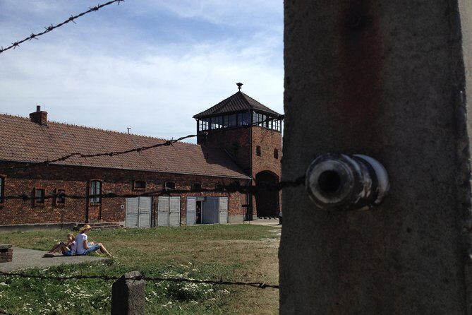 Auschwitz-Birkenau: private or group & Schindler's Factory option - Why Choose This Tour?