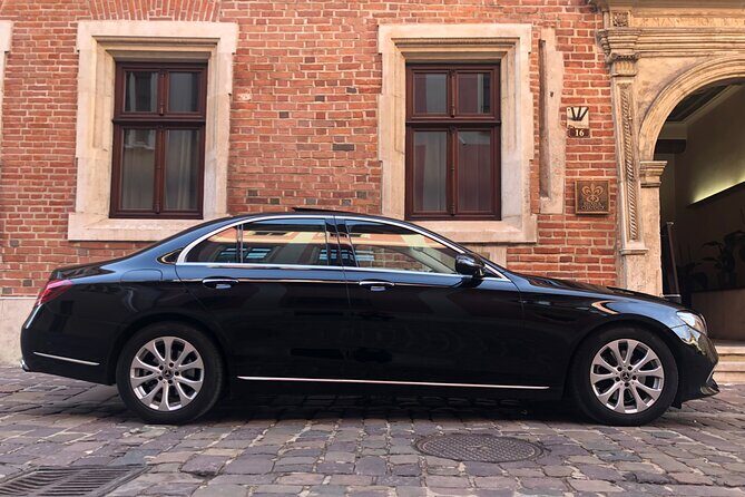 Auschwitz-Birkenau tour from Warszawa with private driver - Summary