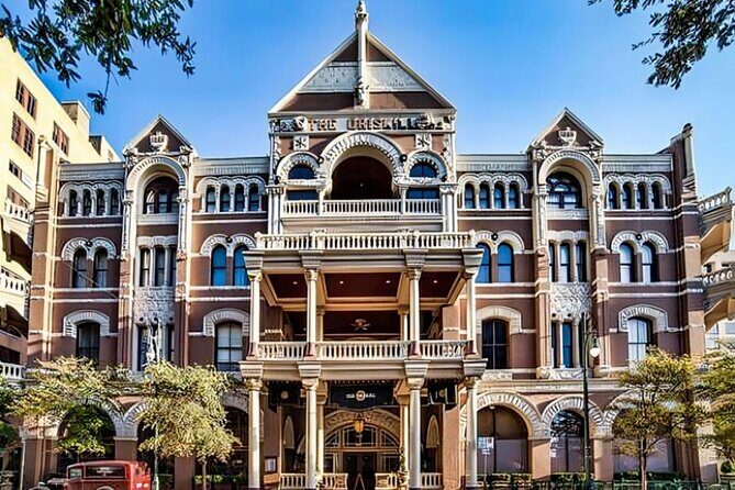 Austin's Must See Sights Guided Private Walking Tour - What the Tour Includes and What You’ll Need to Consider