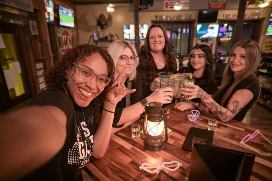 Austins Spirits & Spirits Haunted Pub Crawl - Exploring the Haunted and Lively Sides of Austin