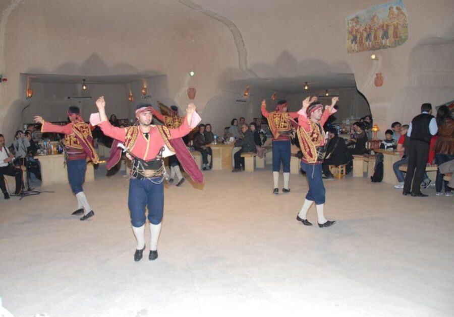 Avanos: Turkish Music and Dance Show with Dinner & Drinks - An In-Depth Look at What to Expect