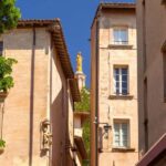 Avignon: Express Walk with a Local in 60 minutes - Exploring Avignon in 60 Minutes: What You Can Expect