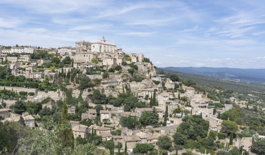 Avignon: Full-Day Châteauneuf du Pape Wines & Luberon Tour - Who Should Consider This Tour?