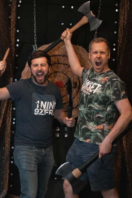 AXE THROWING & ENJOYING DRINKS IN COLOGNE'S FIRST AXE THROWING BAR - A Detailed Look at the Cologne Axe Throwing Experience