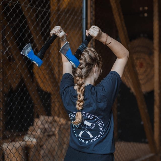 AXE THROWING EXPERIENCE IN ANTWERP - Why This Experience Works for You