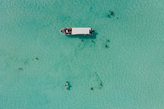 Bacalar Lagoon Sightseeing Boat Tour with Open Bar and Snacks - Who Should Book This Tour?