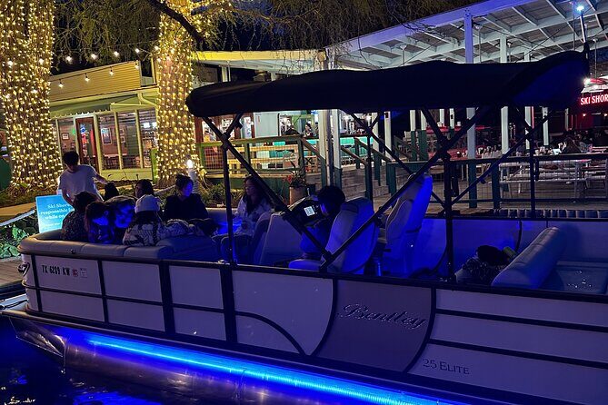 Bach Party Boat on Lake Austin 4 hours Up to 12 guests - Who Would Love This Tour?