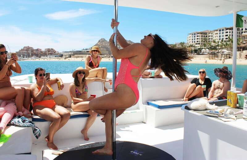BACHELORETTE PARTY BOAT | Pole Dance Private Charter Boat - Who Is This Tour For?