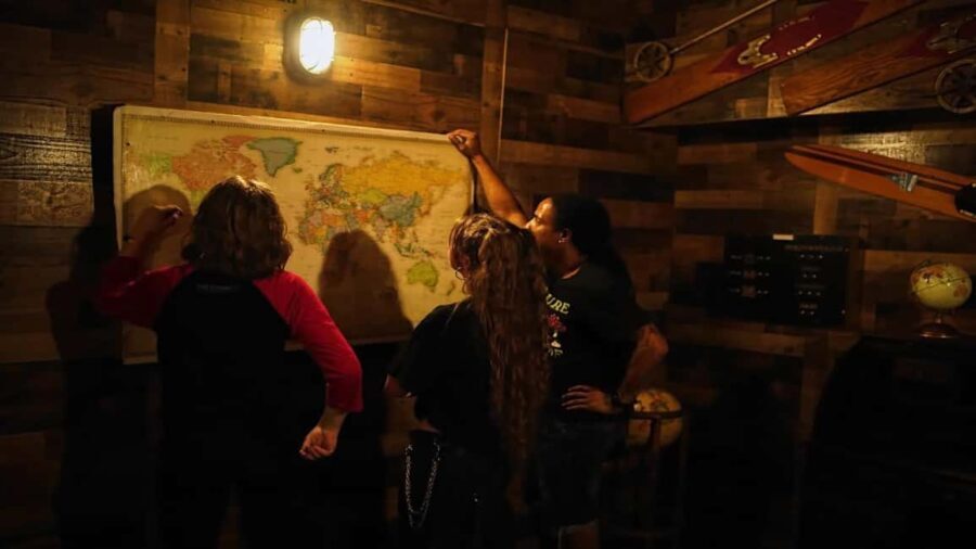 Bakersfield: The Smuggler Escape Room Experience - Who Will Enjoy This Experience?
