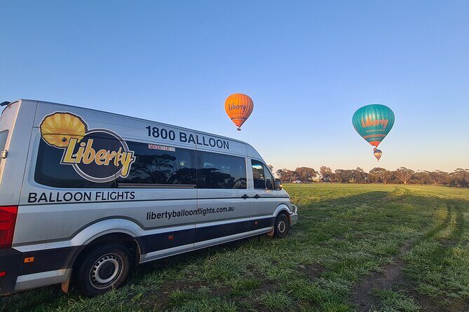 Ballooning in the Avon Valley plus Transfer from Perth, breakfast - A Closer Look at the Hot Air Balloon Experience