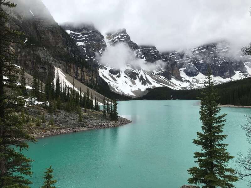 Banff/Canmore: Moraine Lake w/ Lake Louise Option - What to Expect at Lake Louise