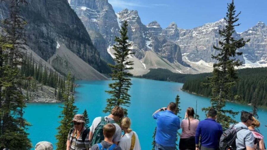 Banff. Moraine, Lake Louise ,Emerald & Johnston Canyon tour - Why This Tour Offers Great Value