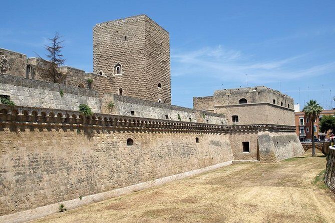 Bari Like a Local: Customized Private Tour - Detailed Breakdown of the Itinerary