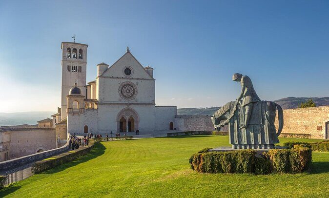 Basilica of Saint Francis Tour with official guide - A Deep Dive into the Basilica of Saint Francis Tour
