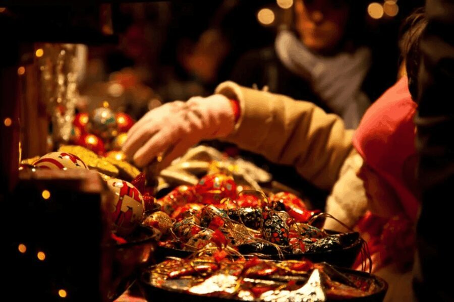 Bath: Christmas Market and City Highlights Walking Tour - The Practicalities: How the Tour Works