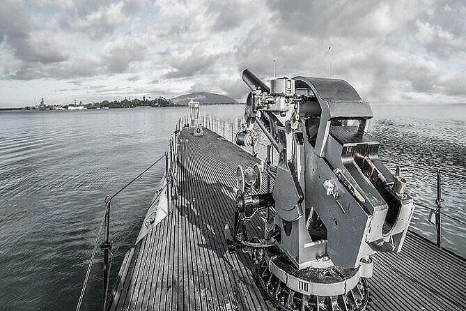 Battleships of WWII at Pearl Harbor from Kauai - Who This Tour Is Best For