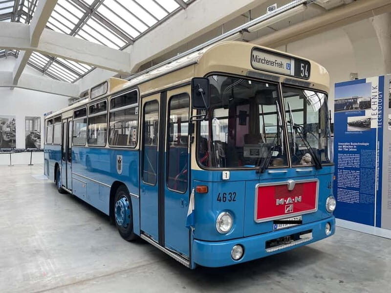 Bavarian Bus Tours Sightseeing Munich with free drinks - Why This Tour Offers More Than the Average Sightseeing Bus