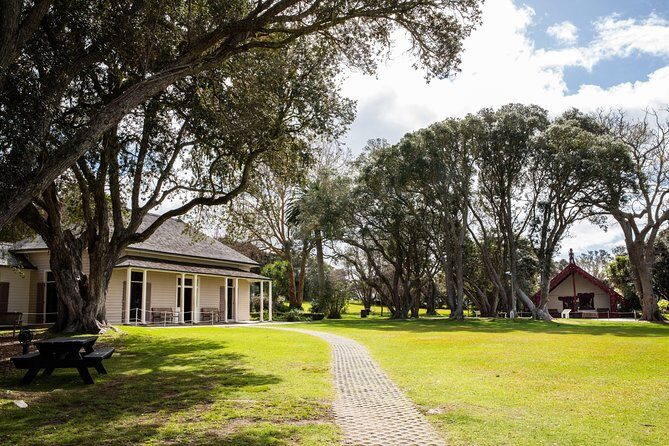 Bay of Islands Heritage Experience from Auckland incl. Waitangi & Russell - What Makes This Tour Stand Out?