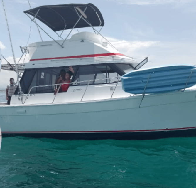Bay tour: Private Boat Tour with Snorkeling and Fishing - Who Would Love This Tour?