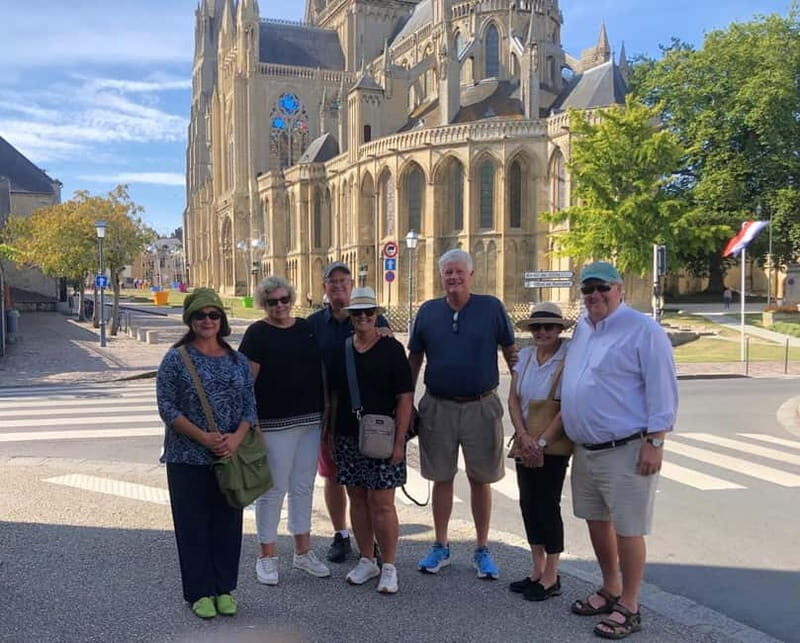 Bayeux: 9.30 DAILY 2-HOUR WALKING GROUP CITY TOUR IN ENGLISH - A Closer Look at the Tour Experience