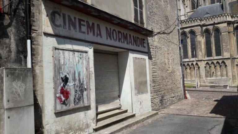 Bayeux: Private Guided Walking Tour - A Deep Dive into the Bayeux Private Guided Tour