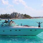 Beautiful Yacht SeaRay 48ft / 15PAX 25P16 - Who Should Book This Yacht Tour?