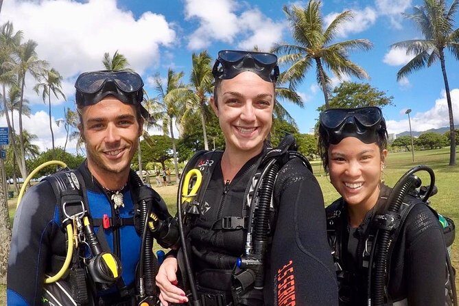 Beginner Scuba Diving Adventure with Videos in Honolulu - Who Should Book This Tour?