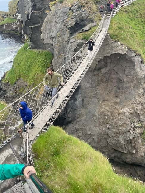 Belfast city & Giants Causeway 16 PAX private Tour - Why This Tour Offers Great Value