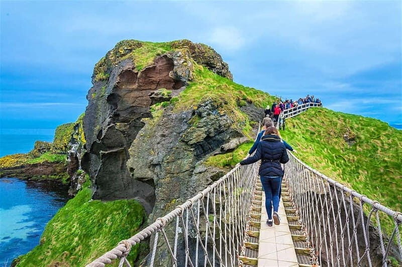Belfast: Giant's Causeway Tour and 2-Day Open Top-Bus Tour - What’s Included, What’s Not