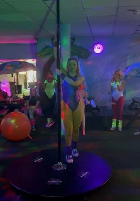 Belfast Pole Dancing Class in City Centre (Perfect for Hens) - A Balanced Look at the Experience