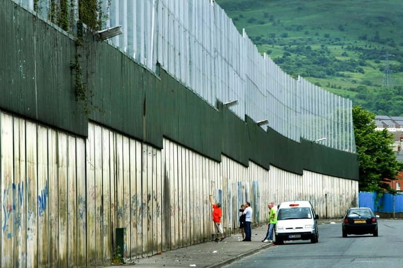 Belfast: Political Conflict 3-Hour Walking Tour - The Guides and Their Impact