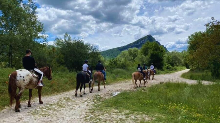 Benevento: Horseback Riding Tour with Aperitif - A Closer Look at the Horseback Riding Experience