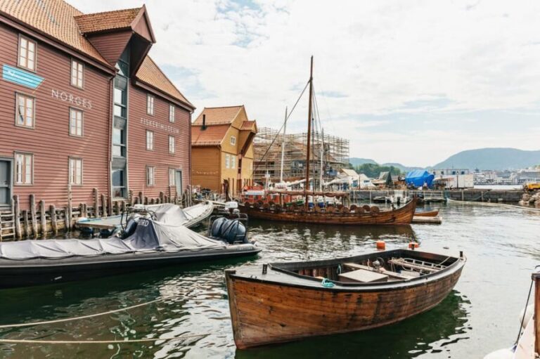 Bergen: Guided Minibus Tour with Photo Stops - A Closer Look at the Itinerary and Highlights