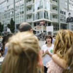 Berlin: 4-Hour Guided Highlights Tour in Spanish - The Experience in Detail