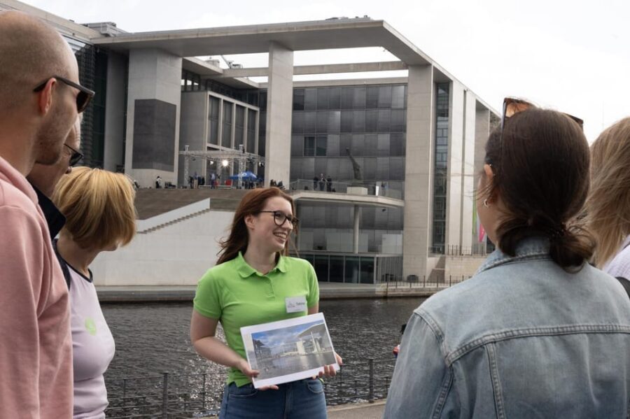Berlin: Berlin highlights - city tour - The Experience in Detail