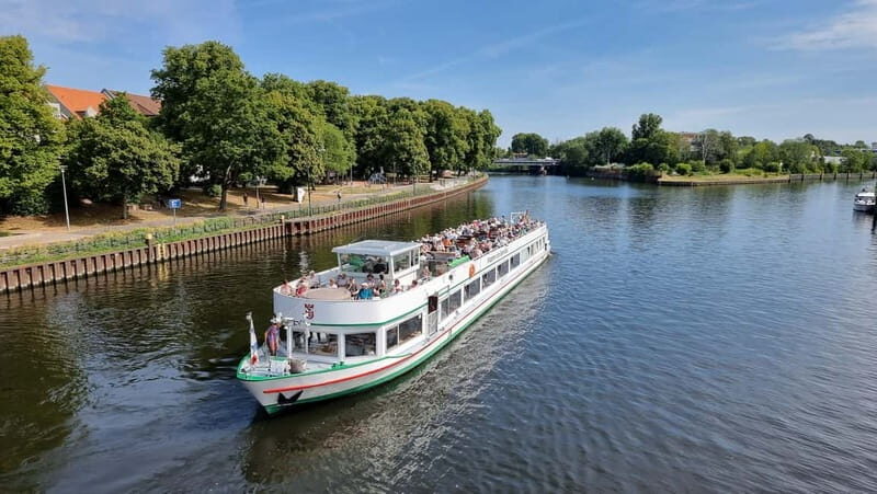 Berlin: Castles tour on the Havel - Who Should Consider This Tour?