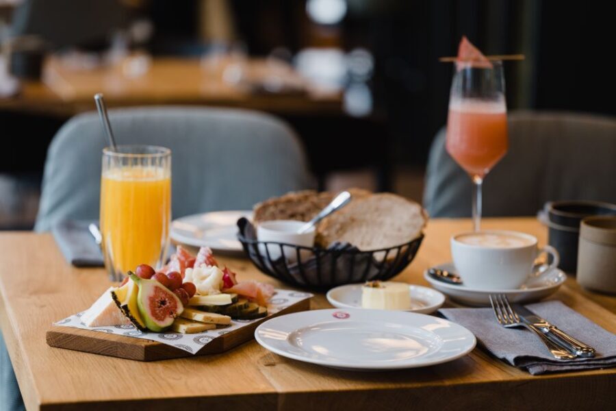 Berlin: Champagne Fine Dining Breakfast in Kreuzberg - The Menu and Food Quality