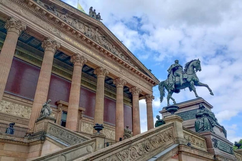 Berlin: Exclusive Private Tour of the Museum Island - In-Depth Look at the Experience