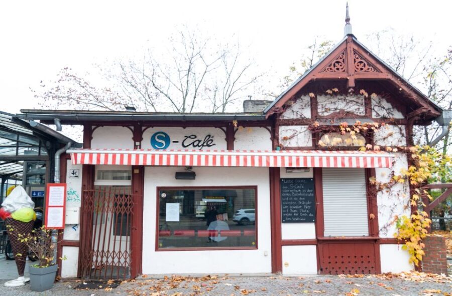 Berlin: Friedenau Neighborhood Historic Walking Tour - An In-Depth Look at the Friedenau Walking Tour