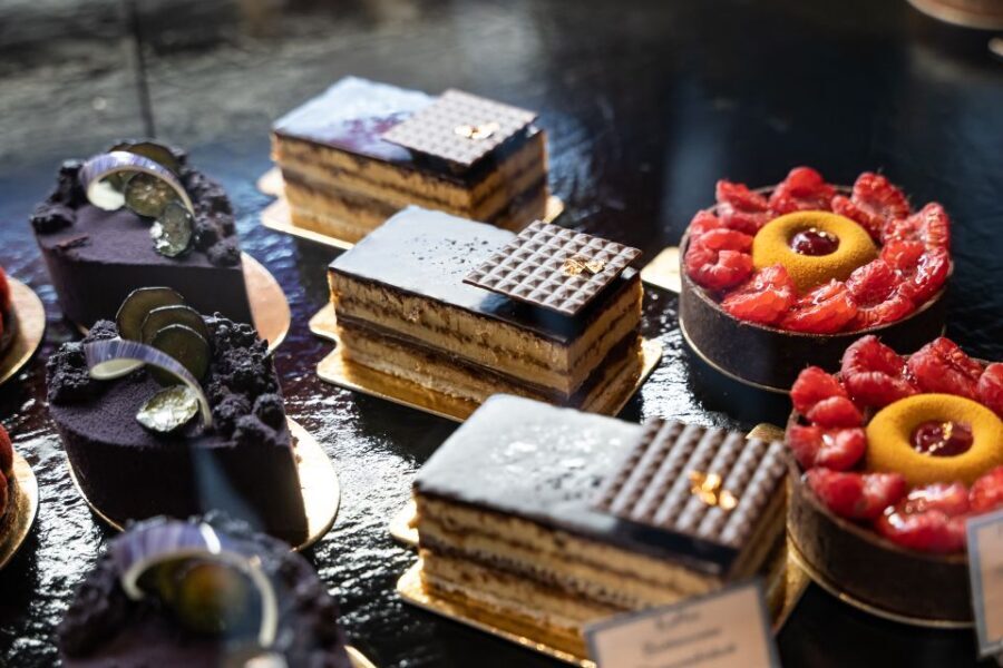 Berlin: Gourmet Food & Cultural Walking Tour - The Food and Drink